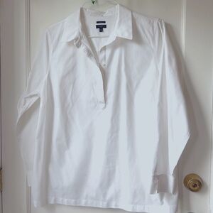 TALBOTS 16P crisp white shirt button detail popover back buttons
